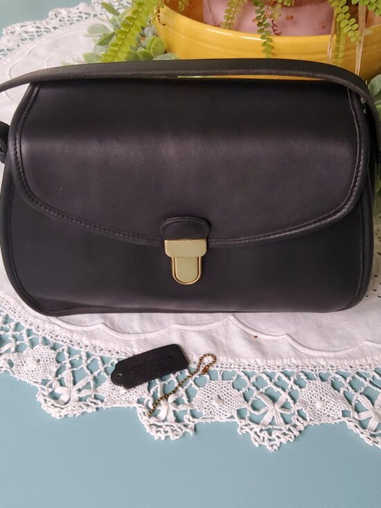 Vintage Coach Handbags - Vintage Coach Gilford Crossbody in Black + Hangtag